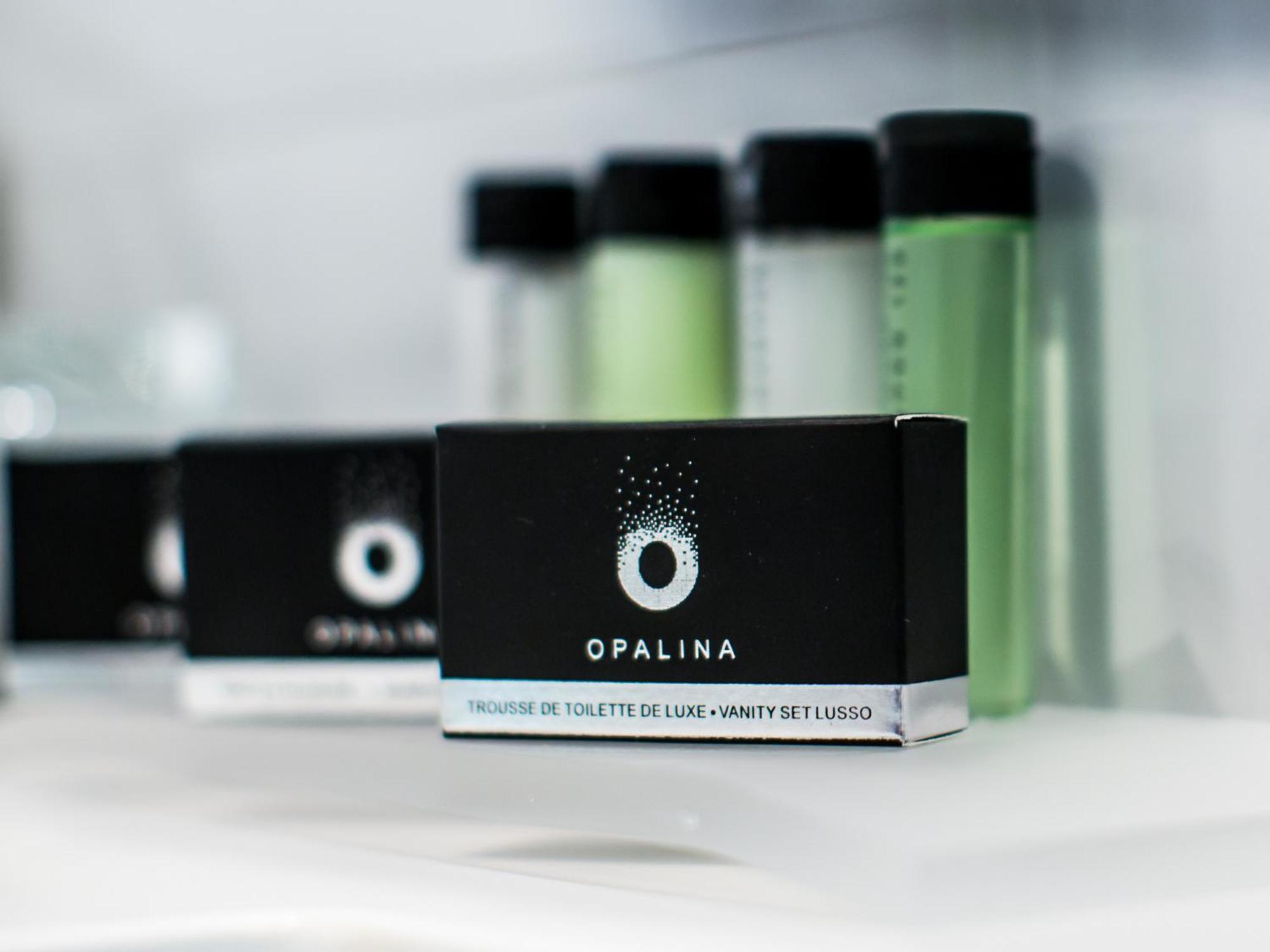 Otl Gouverneur Sherbrooke Exterior foto Opalina soap